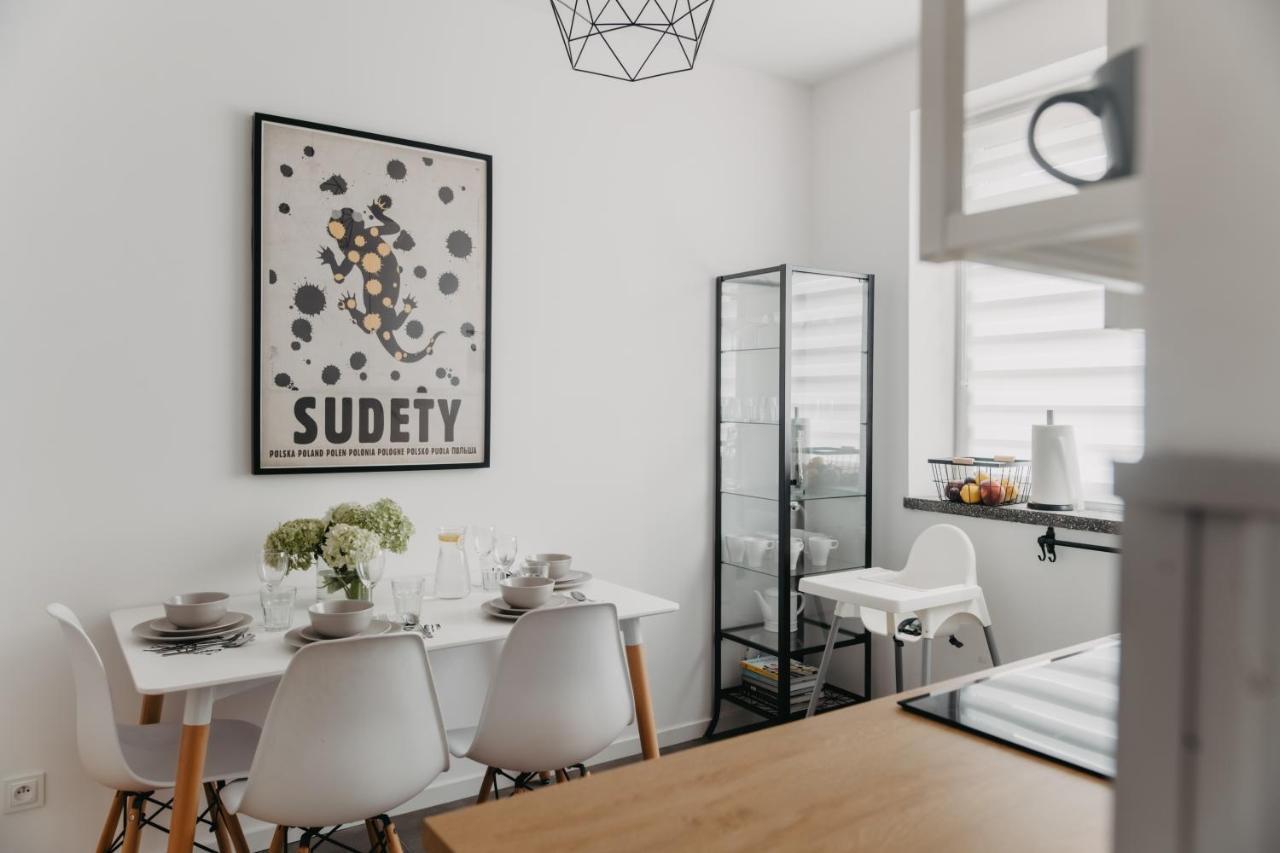Jeleni Zakatek - Apartament W Stolicy Karkonoszy Jelenia Gora Ngoại thất bức ảnh